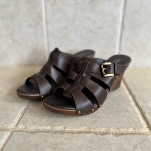 Sonoma life + style wedge